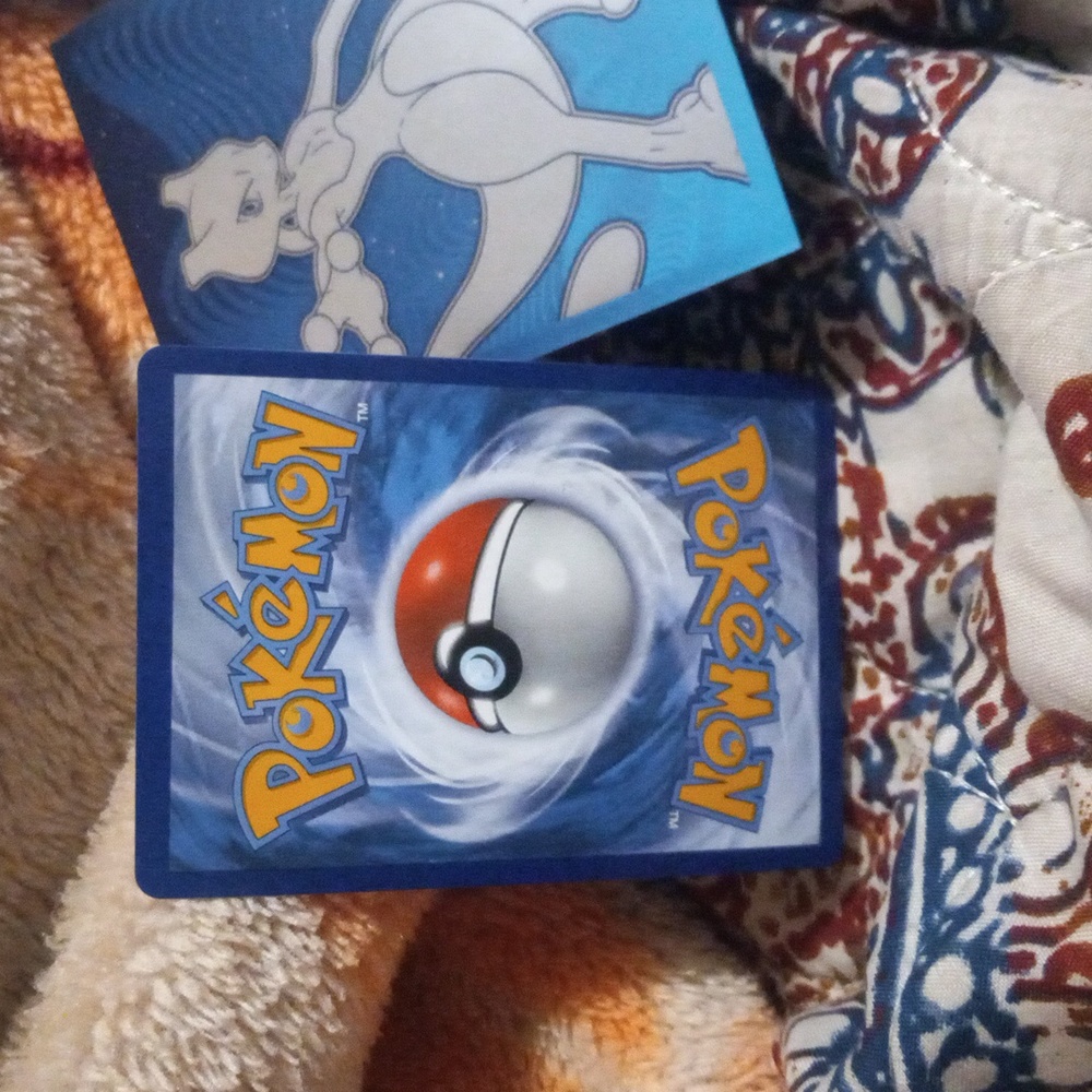 Mewtwo - Picture 2 of 2